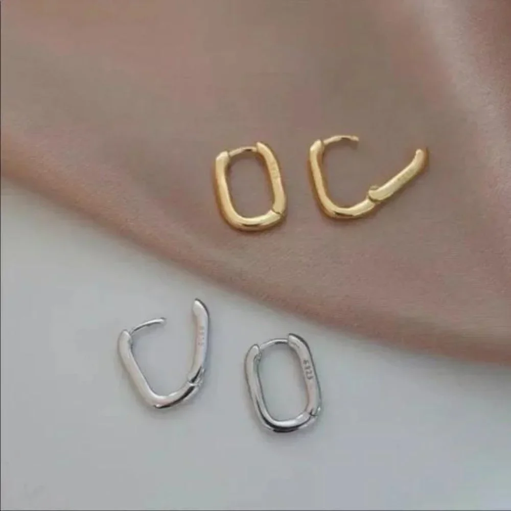 OVAL HOOPS 925 STERLING SILVER EARRINGS - Picture 5 of 6